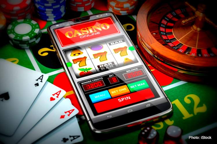 Discover Exciting Games at Royal Oak Casino Online